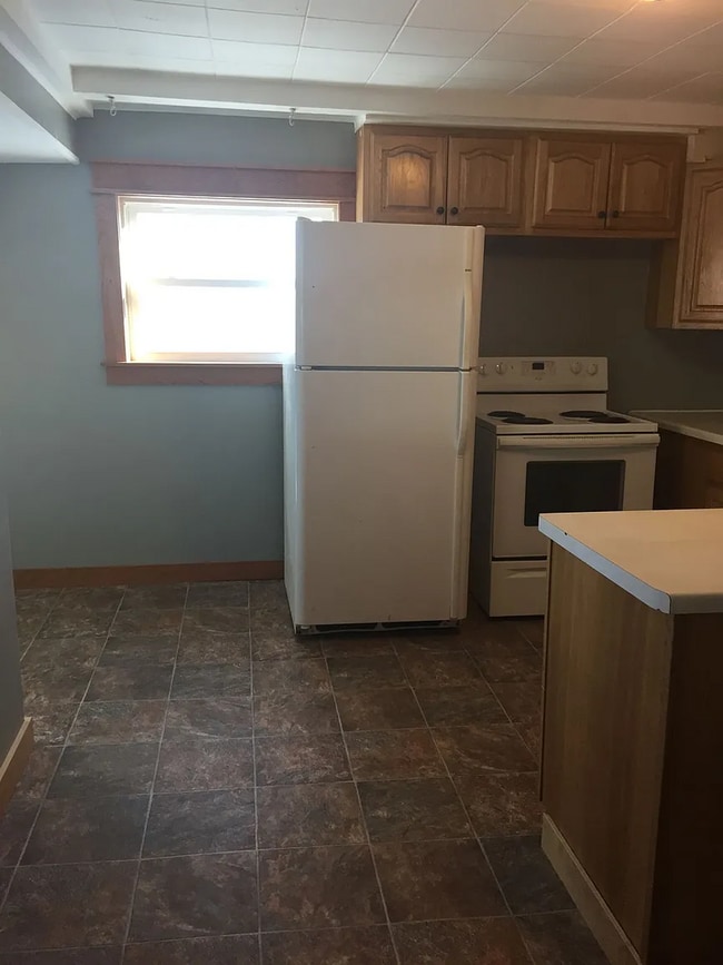 Photo - 922-922 E 5th St Unit 920 1/2 (House)
