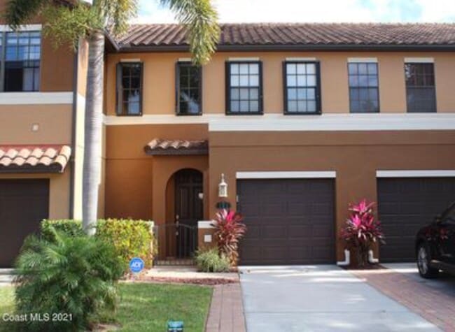 Building Photo - 735 Ventura Dr