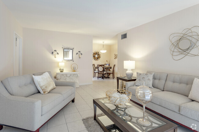 Interior Photo - Courtyards at Miami Lakes Rental