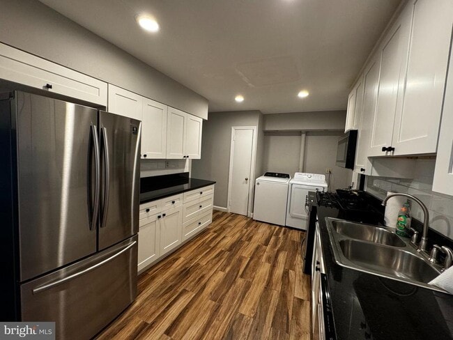 Photo - 4915 36th St N