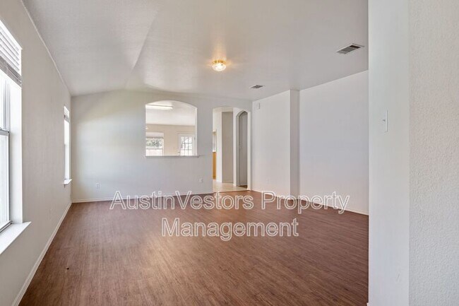 Photo - 3303 Caleb Dr