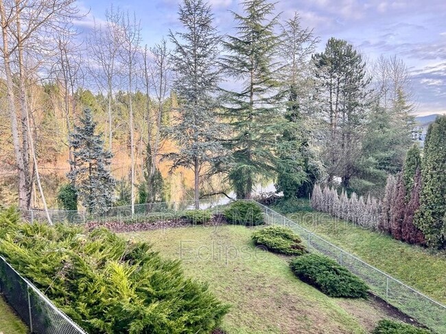 Building Photo - 18621 Blueberry Ln Unit A211