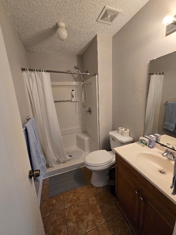 Photo - 2325 Parrot Ln