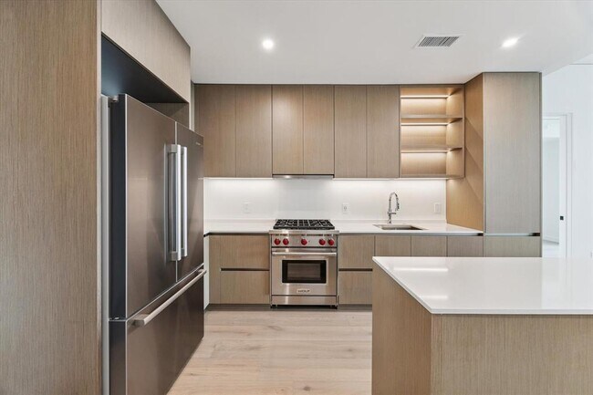 Photo - 610 Davis St Unidad 4305