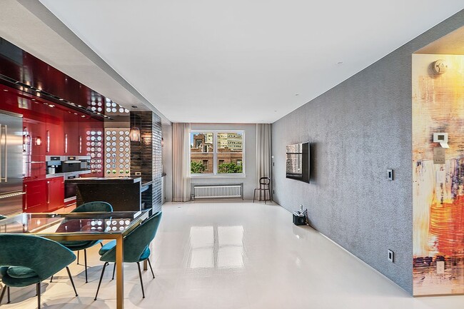 Building Photo - 64-33 99th St Unit 6S