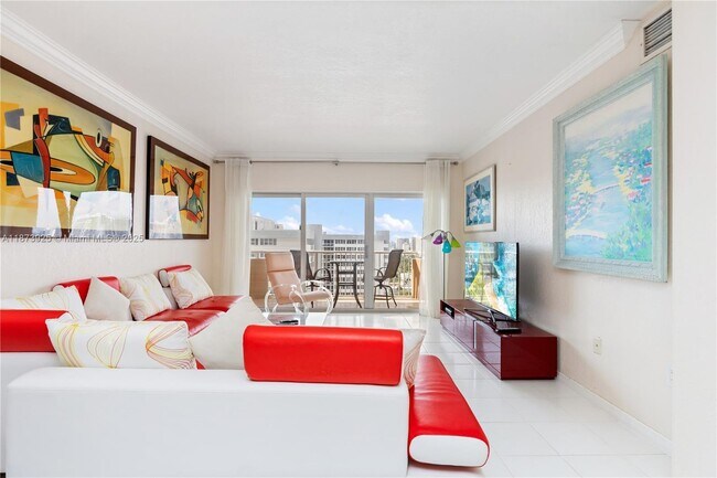 Photo - 1980 S Ocean Dr Unidad 22L