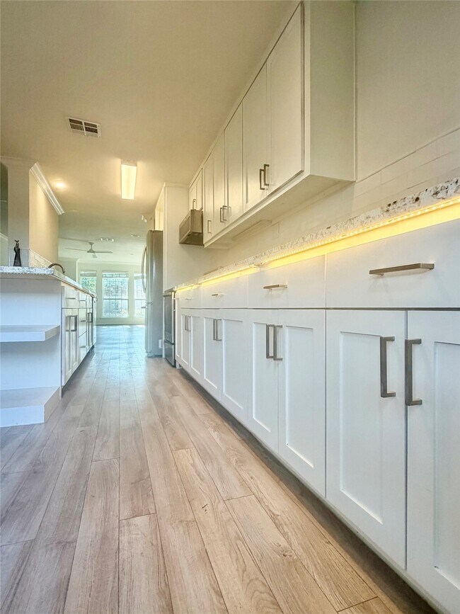 Photo - 5800 Lumberdale Rd Unit 89