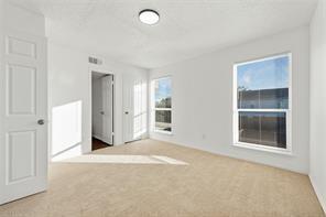 Photo - 9524 Military Pkwy