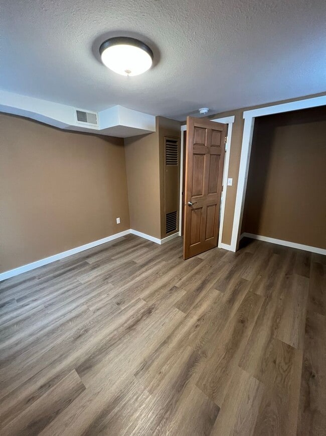 Photo - 624 N 3rd St