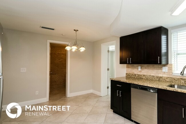 Photo - 3415 Rosefield Dr