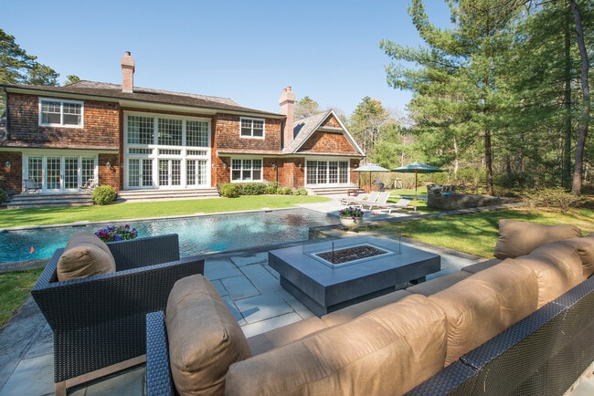 Photo - 206 Bull Path