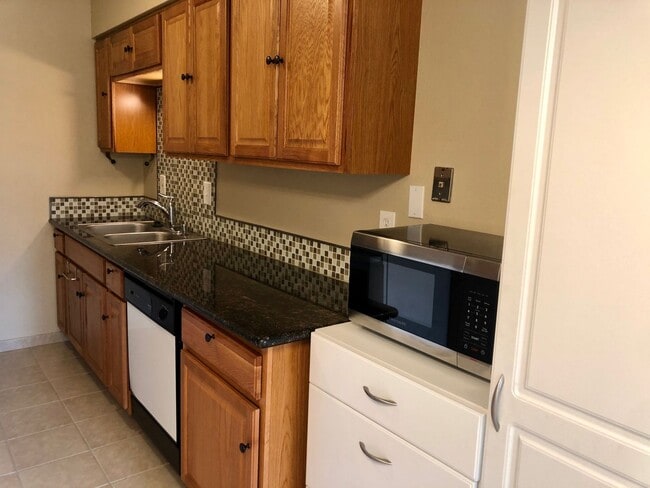 Photo - 2 Bedroom Condo for Rent - Hood River
