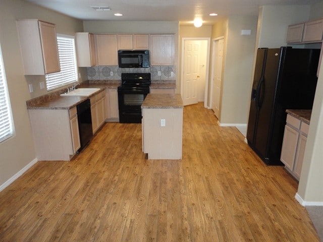 Photo - 955 S Del Rancho