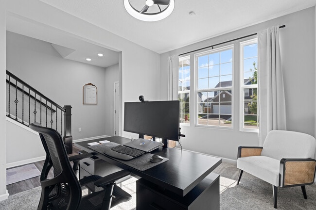 Photo - 369 Lemming Dr