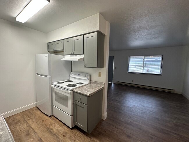 Photo - 1053 Lakeshore Dr Unit 1053