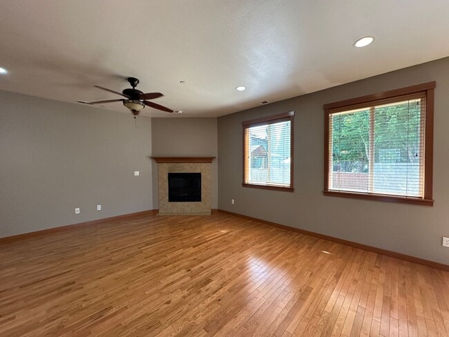 Photo - 1961 Nelson St