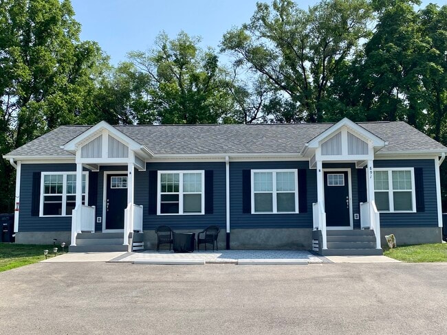 Building Photo - 891 Old Vinton Mill Rd NE Unit B