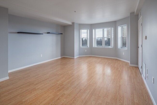 Photo - 1 Cityview Ln Unidad 304