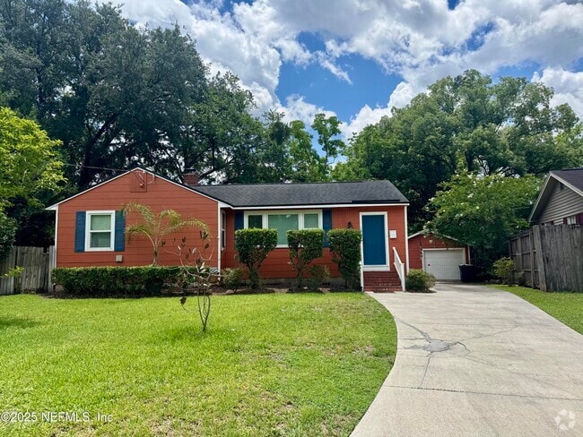 Building Photo - 1327 Azalea Dr Rental