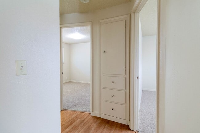 Photo - ** MOVE IN SPECIAL **Charming 2 Bedrooms 1...