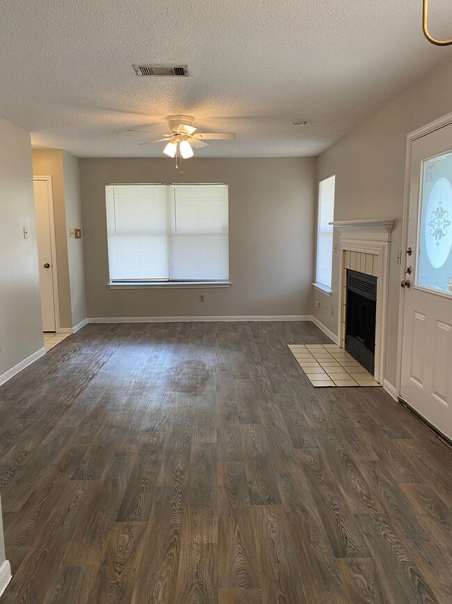 Photo - Cozy 1-Bedroom in Cambridge Village Unidad 3