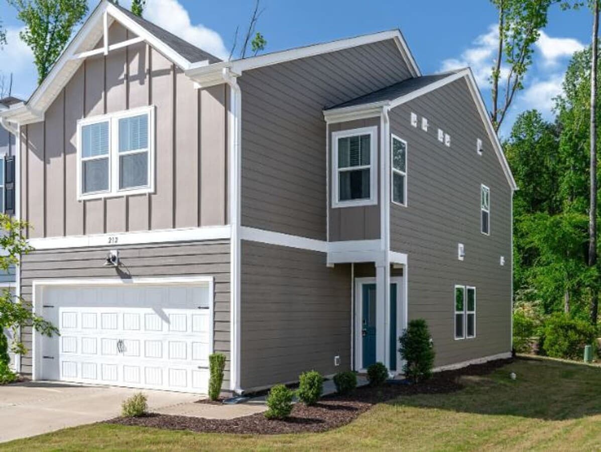 Photo - 212 Brook Farm Ln