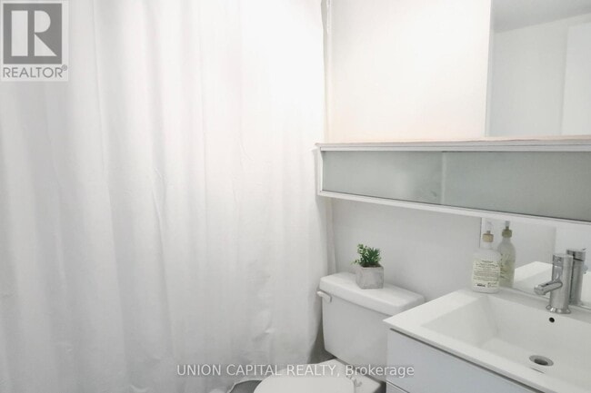 Photo - 111 Elizabeth St Unit 731
