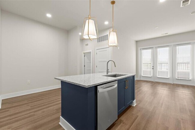 Photo - 2648 Sandy Plains Rd Unit 424