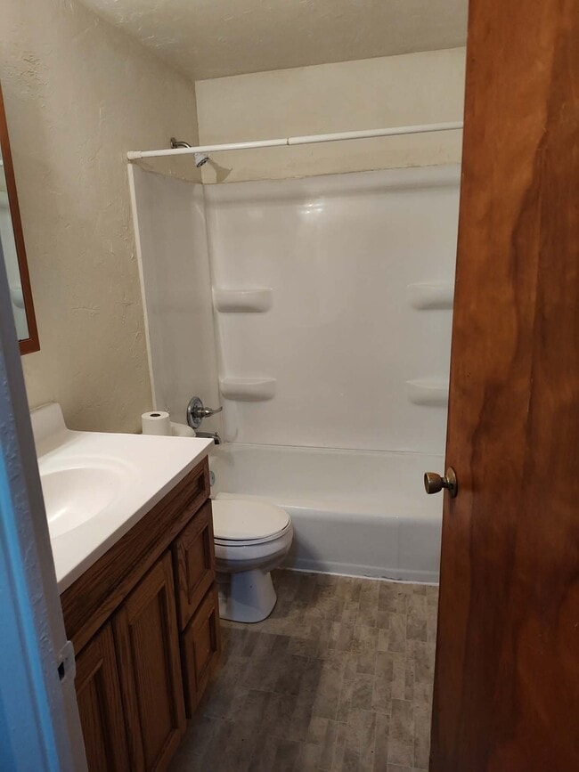 Photo - 1114 Western Ave Unit 3