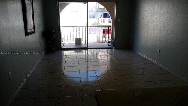 300 W 74th Pl Unidad 303