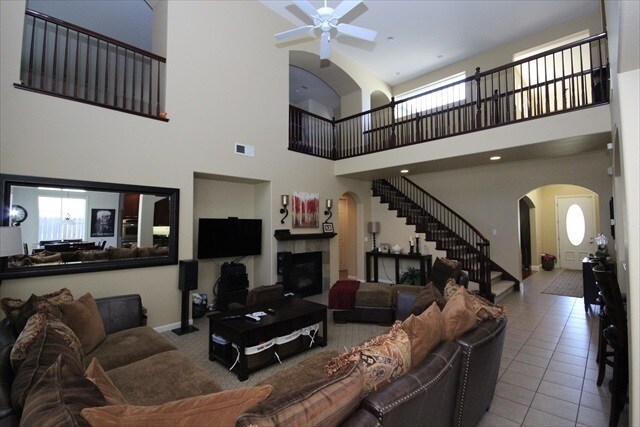 Photo - Gorgeous Home In the Desired Chesapeake Ne...