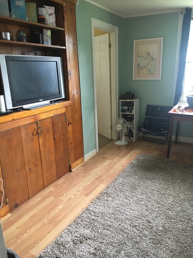 Photo - Bluestone Properties LP Unidad 3