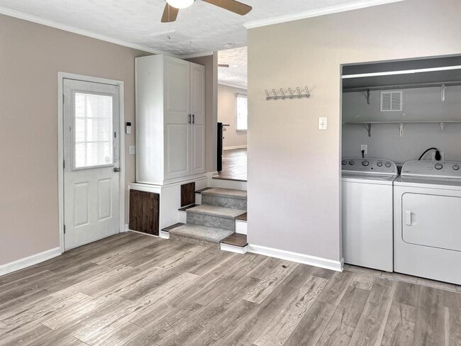 Photo - 709 Veterans Dr