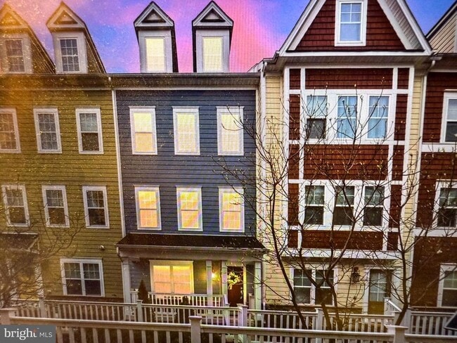 Photo - 303 Davage Ln Townhome