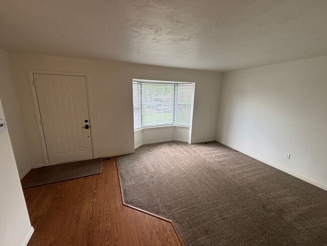 Photo - Beautiful home in great location