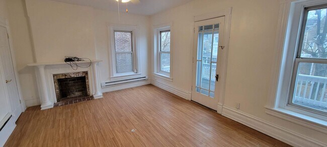 Photo - 1441 Linden St Unit 1441 W Linden St - #2