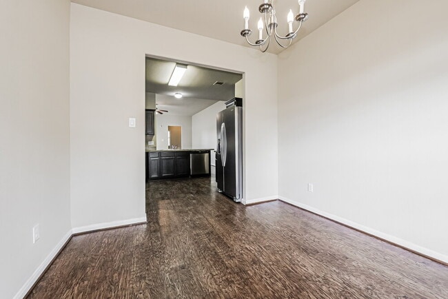 Photo - 23703 Maple View Dr