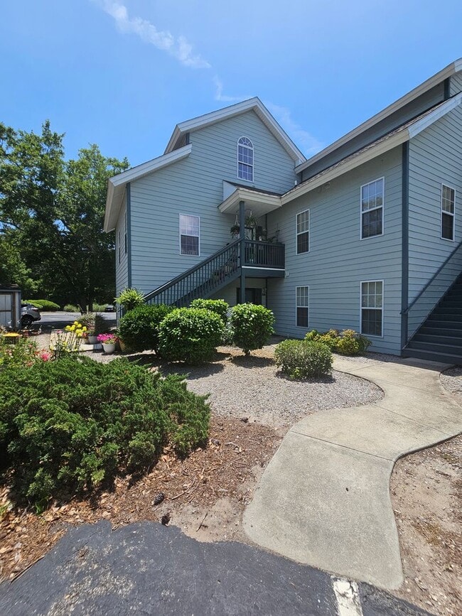 Building Photo - 4363 Spa Dr Unit The Spa 203