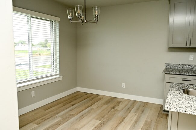 Photo - 2221 S 1180 W