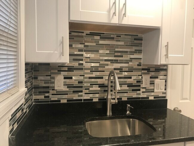 Photo - 268 Willow Ave Unit 7-bed