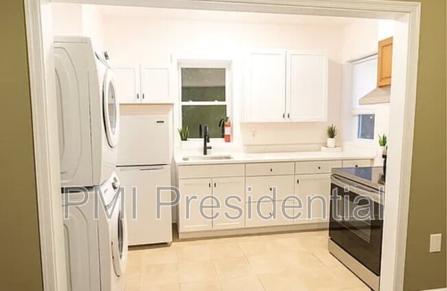 Photo - 2929 Garland Ave