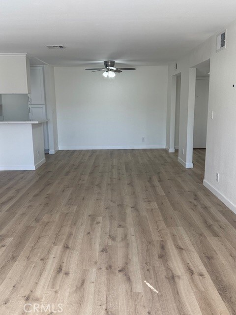 Photo - 1616 S Barrington Ave Unidad 201