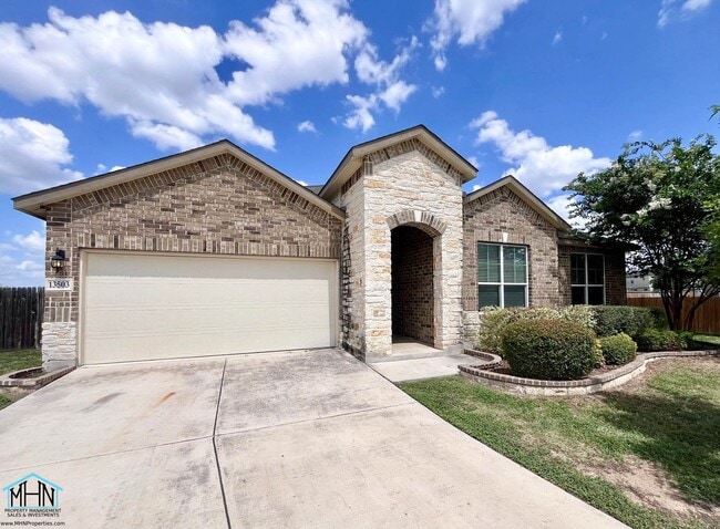 Building Photo - A Stunning 5-Bedroom, 3.5-Bathroom Home in the Heart of San Antonio, Texas!