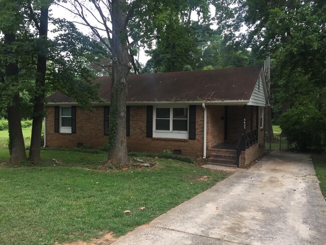 Building Photo - 5433 Dolphin Ln