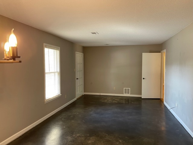 Photo - 809 Southwest Dr