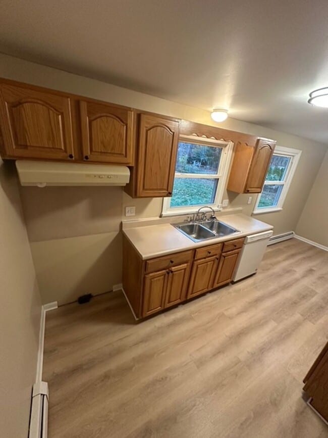 Photo - Three Bedroom Home For Rent on Joanne Drive in Greece (Rochester)