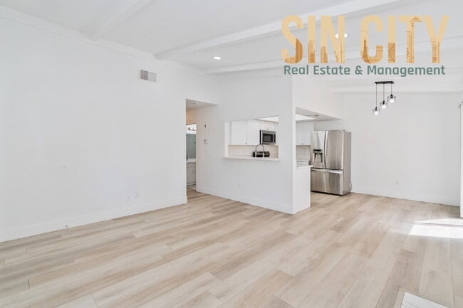 Photo - 5064 Spencer St Unit C