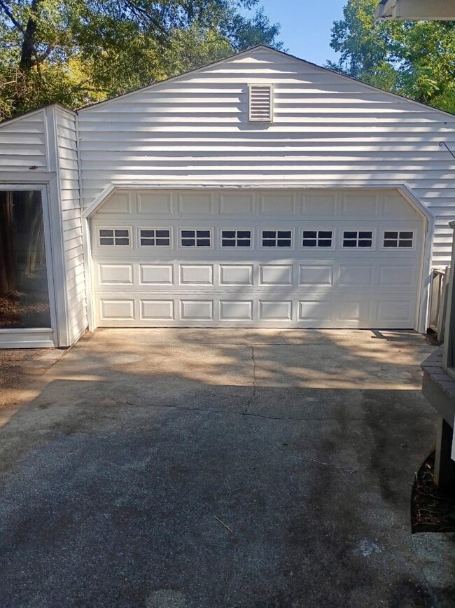 Photo - 2518 Immanuel Rd