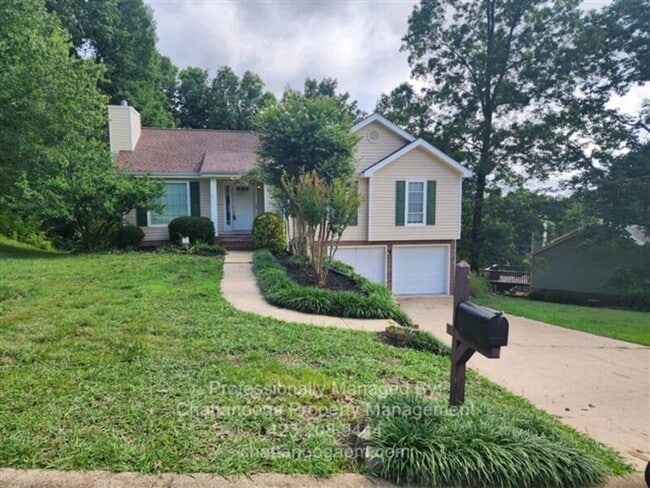 Building Photo - 6815 Benwood Dr