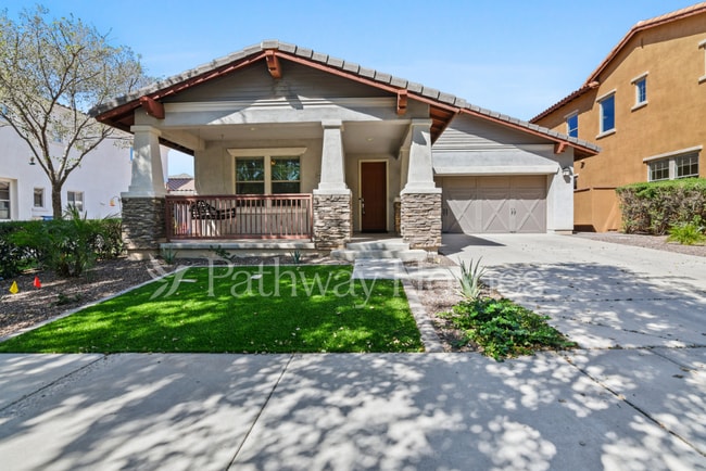 Building Photo - 20996 W White Rock Rd